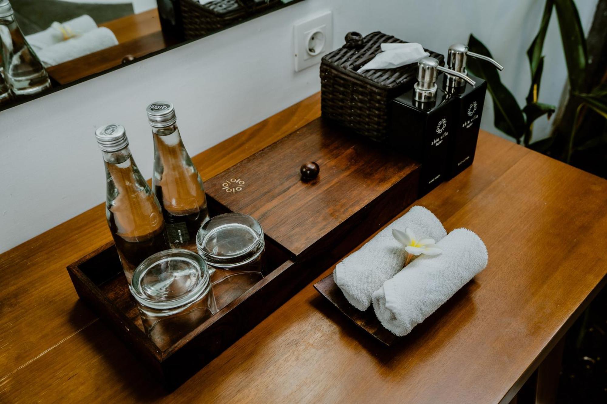 Abia Villa Legian Buitenkant foto