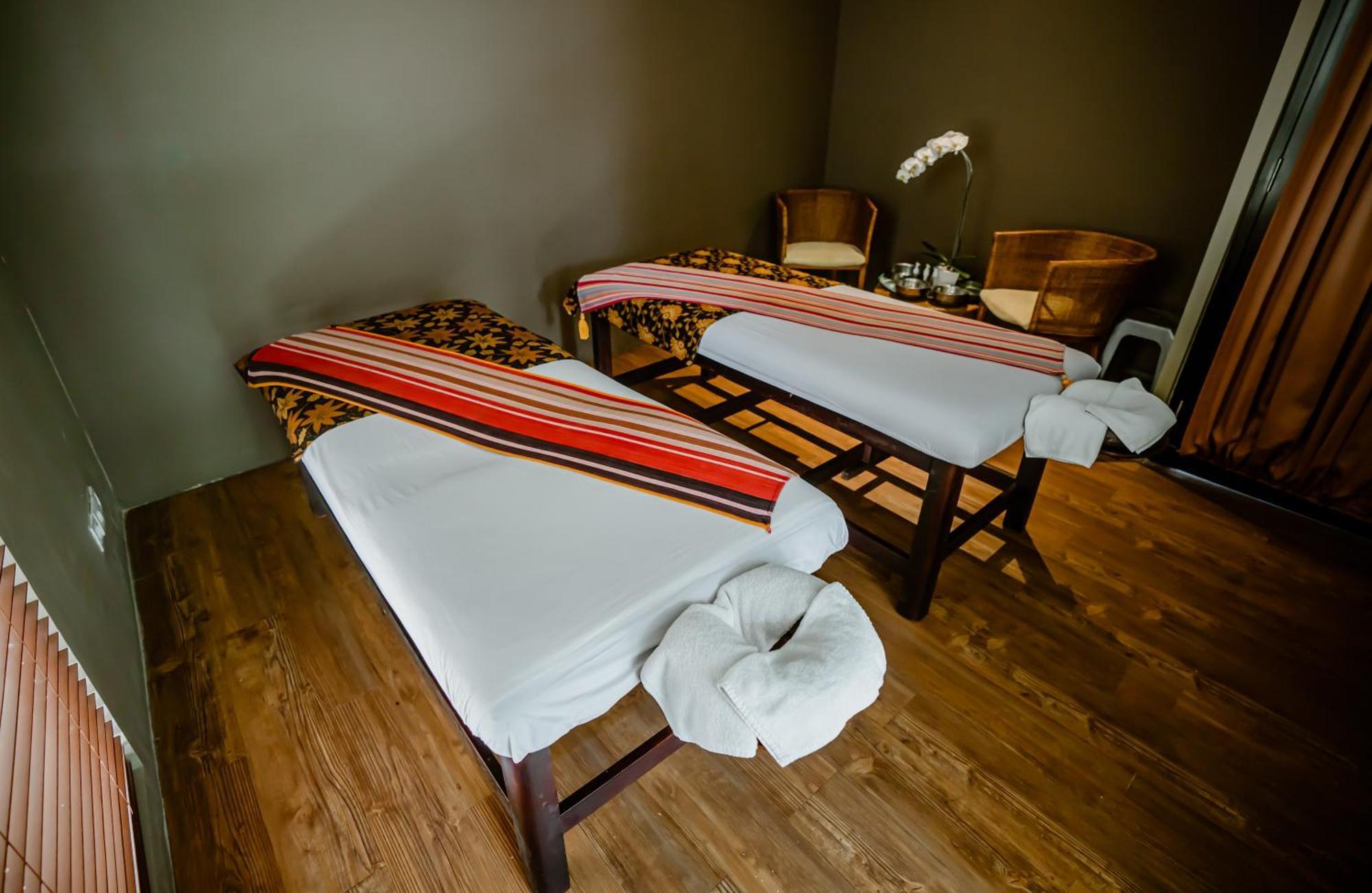 Abia Villa Legian Buitenkant foto