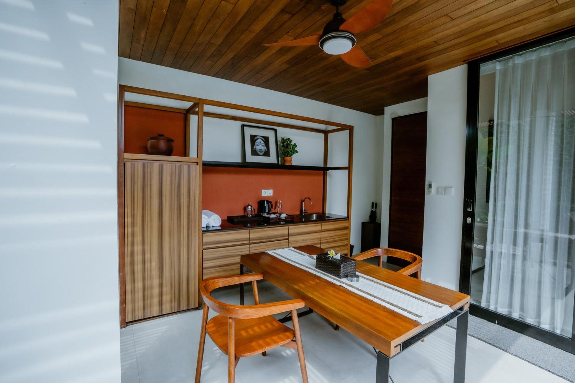 Abia Villa Legian Buitenkant foto